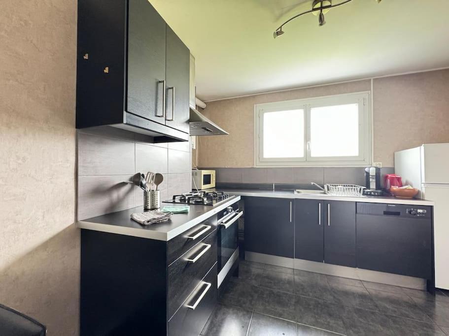 Appartement F2 Proche Axes Principaux - Claude Guichard Клермон-Ферран Екстер'єр фото