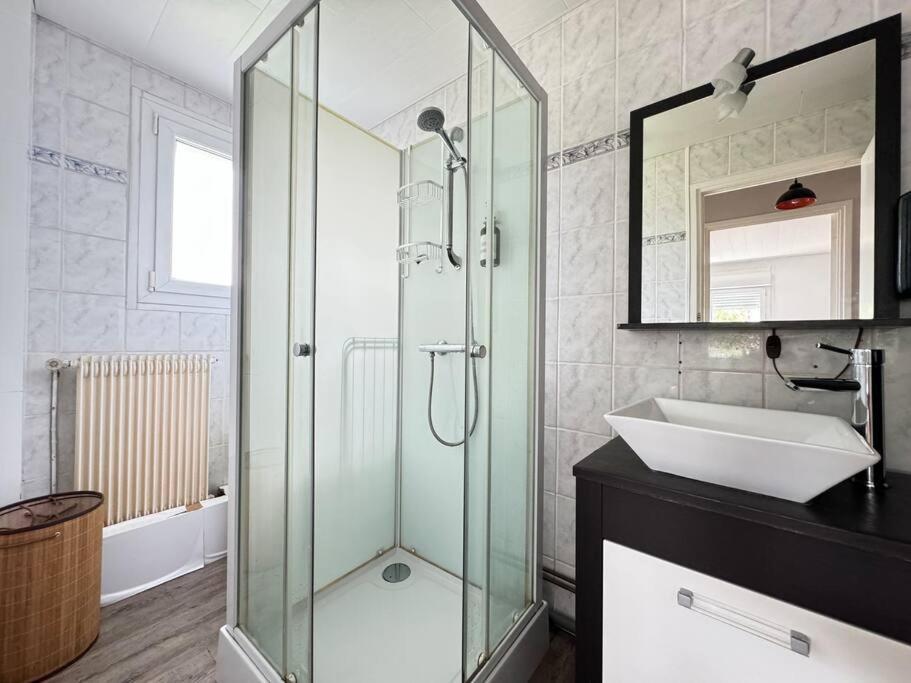 Appartement F2 Proche Axes Principaux - Claude Guichard Клермон-Ферран Екстер'єр фото